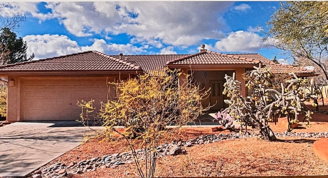 property at 955 Lee Mountain Rd