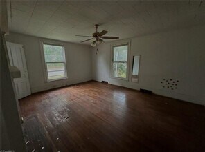 302 Dahl St in Madison, NC - Building Photo - Building Photo