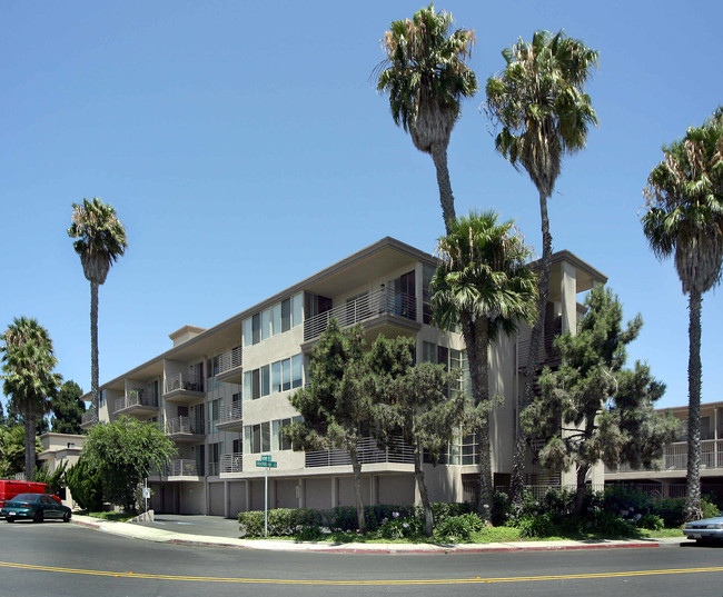 Yacht Club Condominiums in San Diego, CA - Building Photo - Building Photo