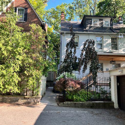 30 Old Bridle Path in Toronto, ON - Building Photo - Building Photo