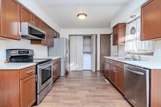 507 4th St NW in Altoona, IA - Building Photo - Building Photo