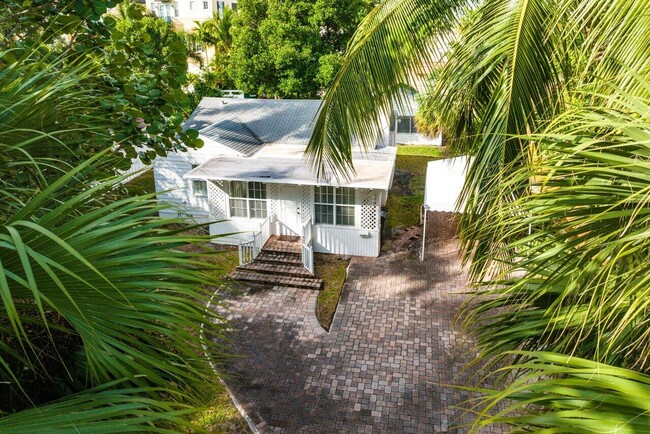 property at 228 SE 7th Ave