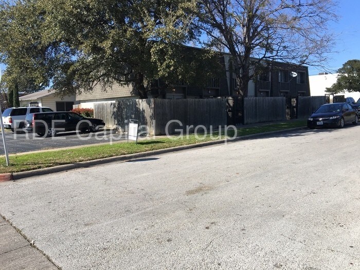 4900 El Campo Ave-Unit -6 in Fort Worth, TX - Building Photo