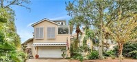 102 Mews Cir in St. Simons Island, GA - Foto de edificio - Building Photo