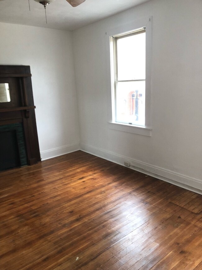 902 Pittsburgh St, Unit 902 B