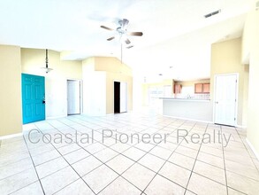 4612 Sandhurst St in Kissimmee, FL - Building Photo - Building Photo