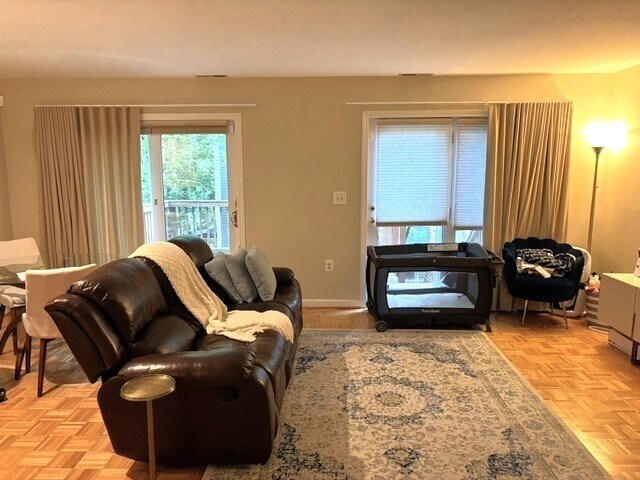 196 Chestnut Ave, Unit 12 L in Boston, MA - Building Photo - Building Photo