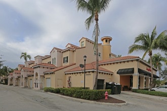 Shoppes 10 in Boynton Beach, FL - Building Photo - Building Photo