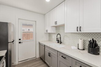 6622 E Avalon Dr in Scottsdale, AZ - Building Photo - Building Photo