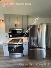 2170 San Fernando Dr in Elm Grove, WI - Building Photo - Building Photo