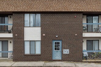 1330 Highway 71 in Belmar, NJ - Building Photo - Building Photo