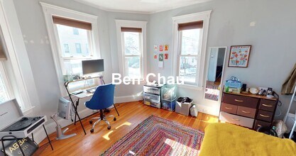 243 Summer St, Unit 1B in Somerville, MA - Building Photo - Building Photo