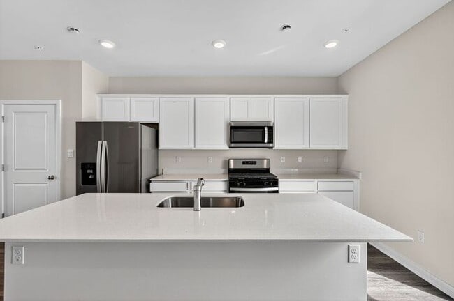 15006 General Lafayette Blvd in Brandywine, MD - Building Photo - Building Photo