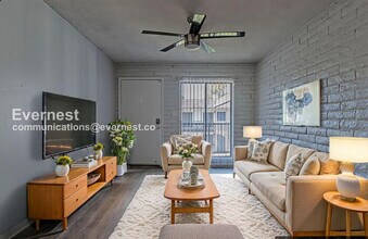 1014 S Farmer Ave in Tempe, AZ - Building Photo - Building Photo