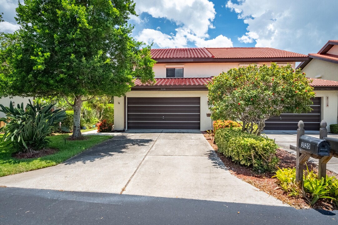3120 River Villa Way in Melbourne Beach, FL - Building Photo