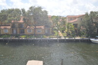 120 Lehane Terrace in North Palm Beach, FL - Foto de edificio - Building Photo