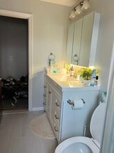 747 N Main St in West Hartford, CT - Building Photo - Building Photo