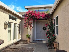 2963 Audubon Cir in Davis, CA - Building Photo