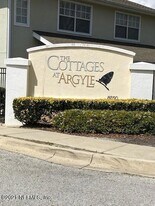 8550 Argyle Business Loop in Jacksonville, FL - Building Photo