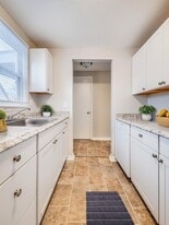 Pleasant Hill Crossings in Manlius, NY - Building Photo