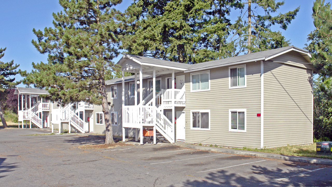 Alpine Apartments in Tacoma, WA - Building Photo