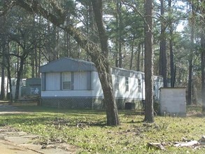 2109 Nolan Trace Rd in Leesville, LA - Building Photo - Building Photo