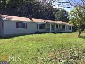 182 Moore Rd in Hartwell, GA - Building Photo