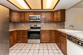 72 Woodbridge Dr in Colorado Springs, CO - Building Photo - Building Photo