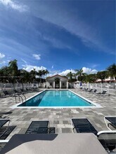 10913 NW 43rd Ln in Doral, FL - Building Photo - Building Photo