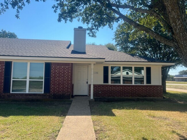 136 Katy St in China Spring, TX - Building Photo - Building Photo
