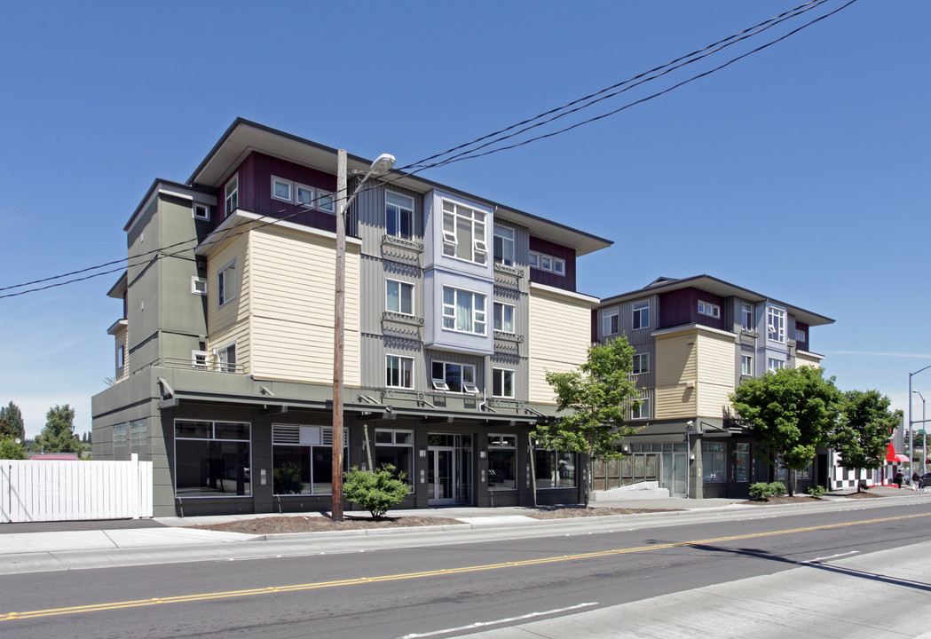 Cate Apartments in Seattle, WA - Building Photo