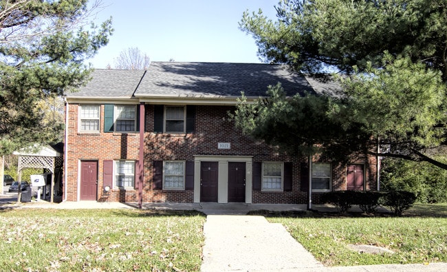Cross Keys & Woodridge Apartments in Lexington, KY - Foto de edificio - Building Photo