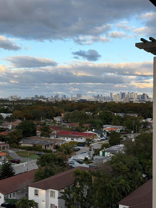 50 Menores Ave in Coral Gables, FL - Building Photo - Building Photo