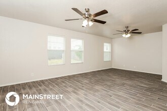 11322 Camp Creek Trail in San Antonio, TX - Building Photo - Building Photo