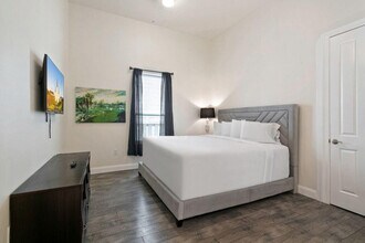 1613 Baronne St in New Orleans, LA - Building Photo - Building Photo