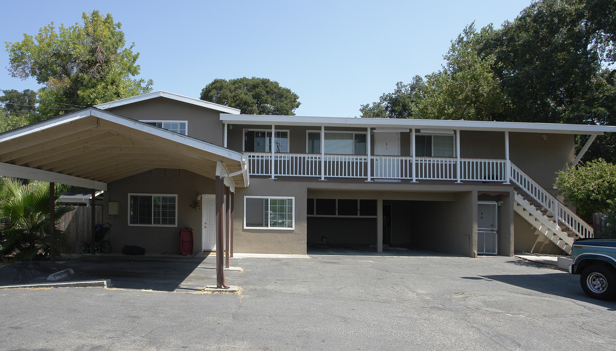 845 Robinson St in Martinez, CA - Building Photo