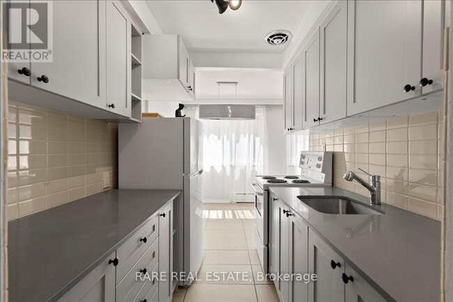 property at 2 Twenty First St