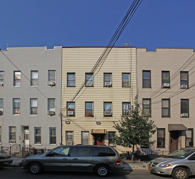 7 Judge St in Brooklyn, NY - Foto de edificio - Building Photo