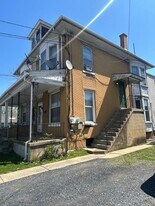 7 Hummel Ave in Camp Hill, PA - Building Photo