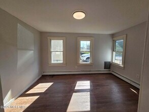 31 Seeley Ave in Keansburg, NJ - Building Photo - Building Photo