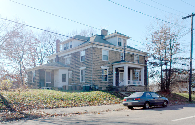 514 Fulton Dr NW in Canton, OH - Building Photo - Building Photo