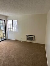 542 Normandie Ave in Los Angeles, CA - Building Photo - Building Photo