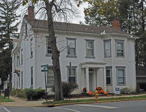 237 S 3rd St in Lewisburg, PA - Building Photo - Building Photo