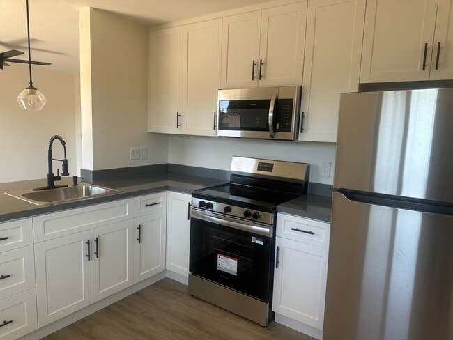 Plum Street Garden Apartments