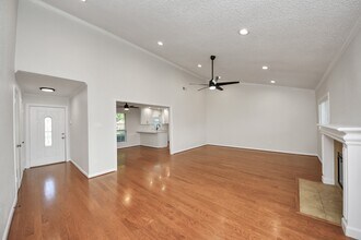 2506 Lively Ln in Sugar Land, TX - Building Photo - Building Photo