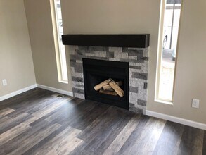 3725 Red Canon Pl in Colorado Springs, CO - Foto de edificio - Building Photo