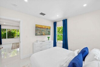 44 N Federal Hwy in Fort Lauderdale, FL - Building Photo - Building Photo