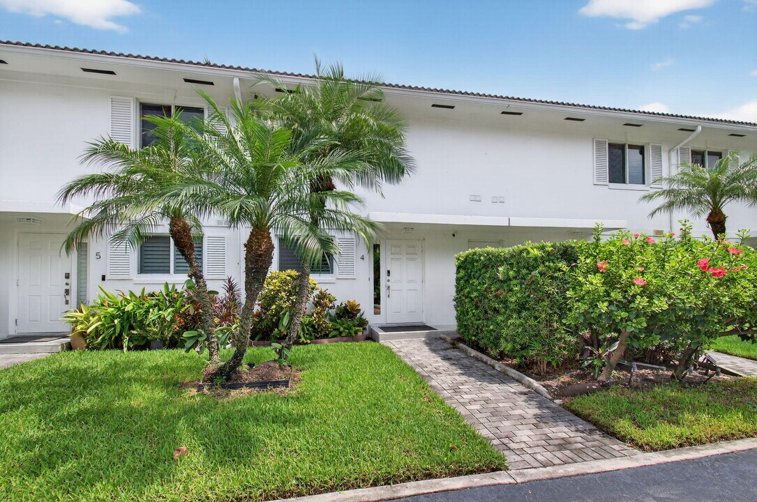 130 Andrews Ave in Delray Beach, FL - Building Photo