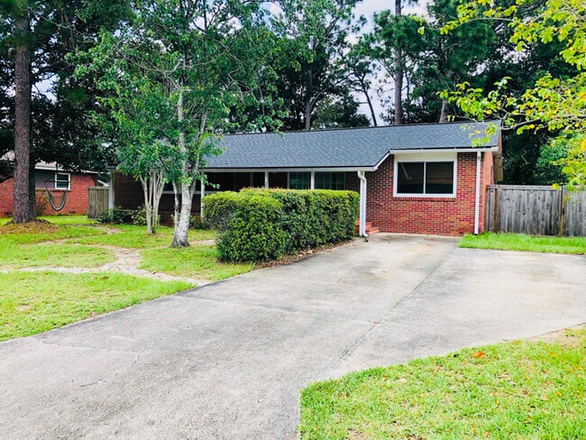 3708 Whispering Pines Dr