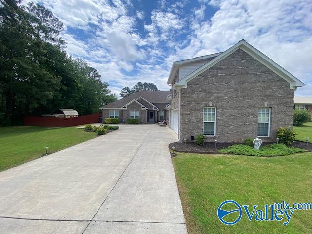 220 Spano Rd in Madison, AL - Foto de edificio - Building Photo